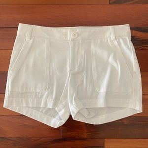 [Banana Republic] White Shorts